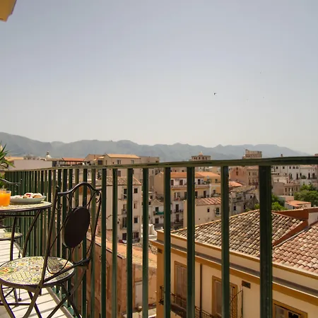 Historia Отель типа 